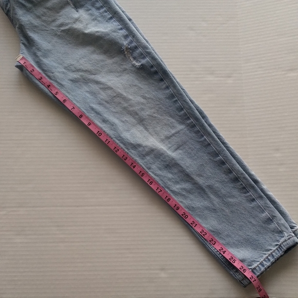 Vero Moda distressed high rise relaxed fit jeans - Picture 13 of 13